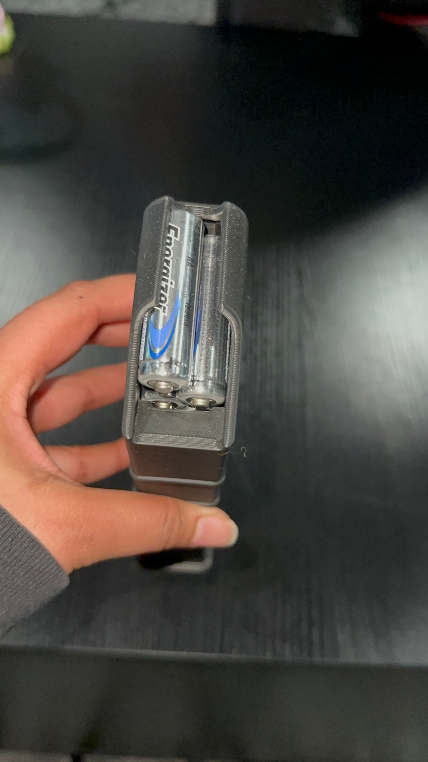 AA battery holder