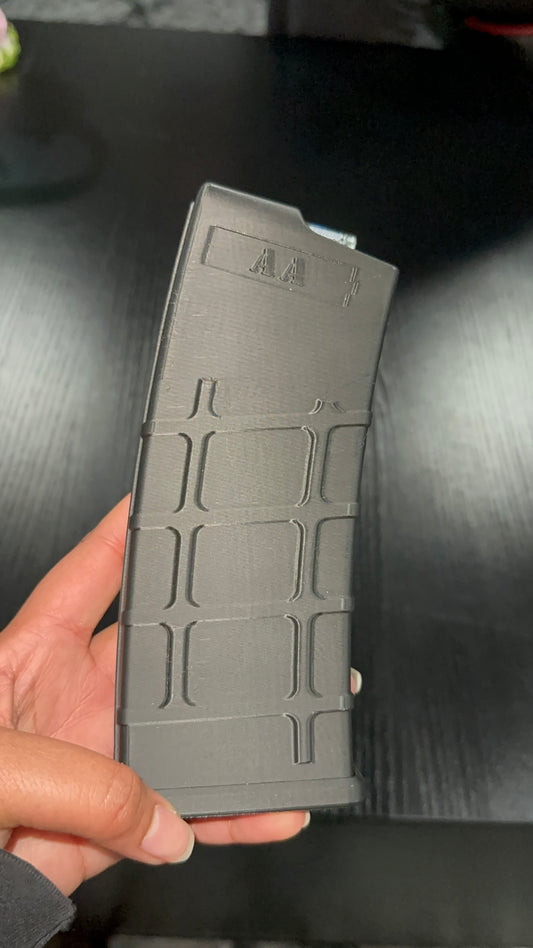 AA battery holder